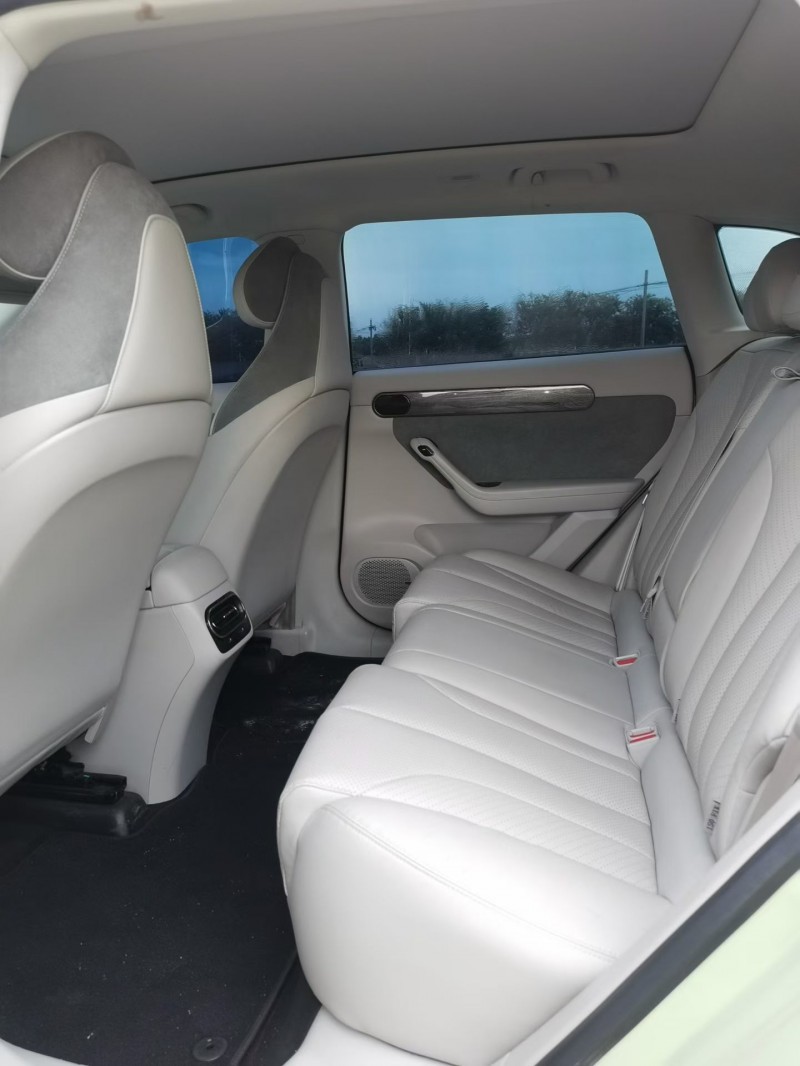 宁波22年零跑汽车C114