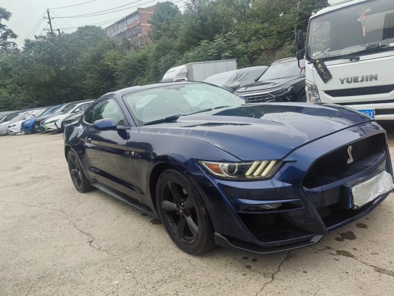 长沙16年福特野马3