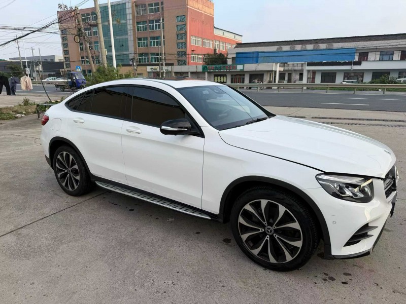 徐州19年奔驰GLC2