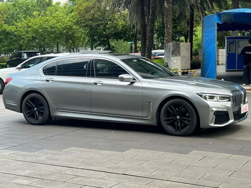 佛山21年宝马7系2