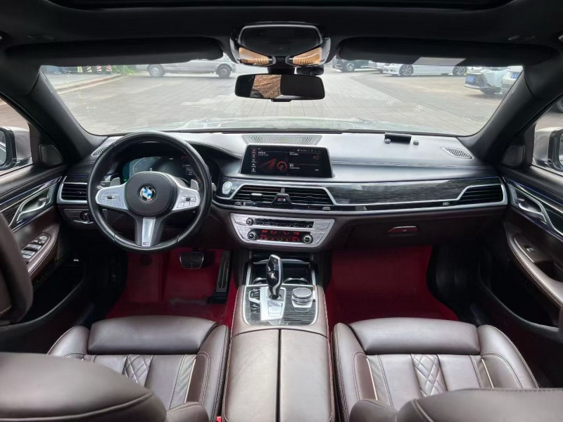 佛山21年宝马7系5