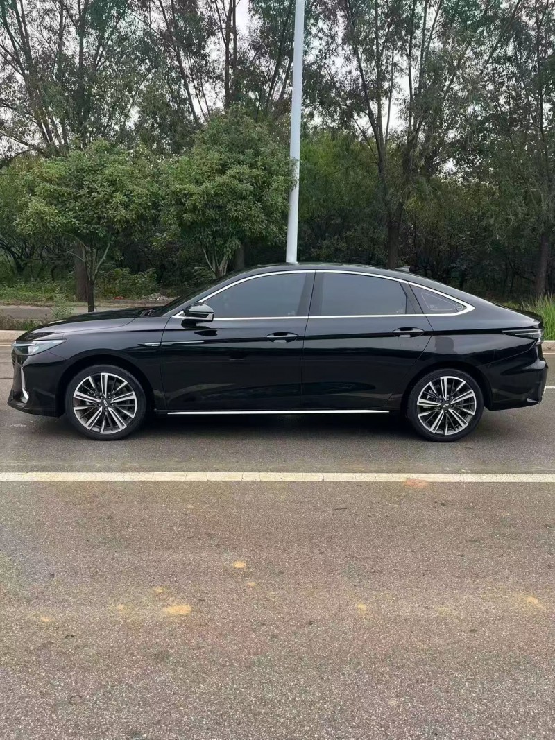 烟台25年奇瑞艾瑞泽7