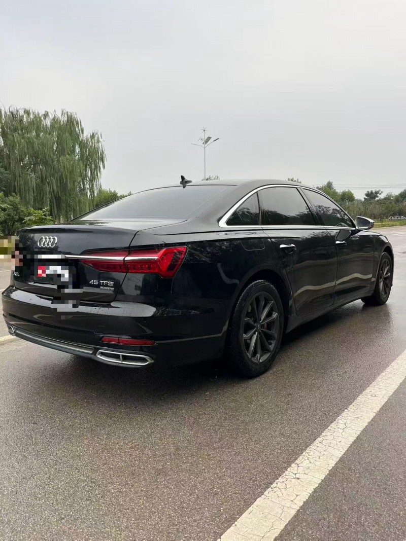 烟台19年奥迪A6L9