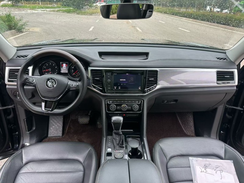 济南19年大众途昂6