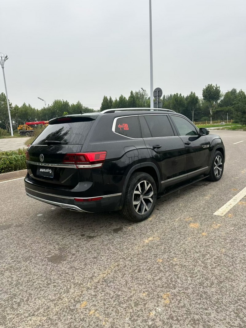 济南19年大众途昂7