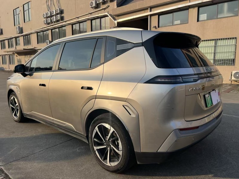 江门24年传祺埃安Y7