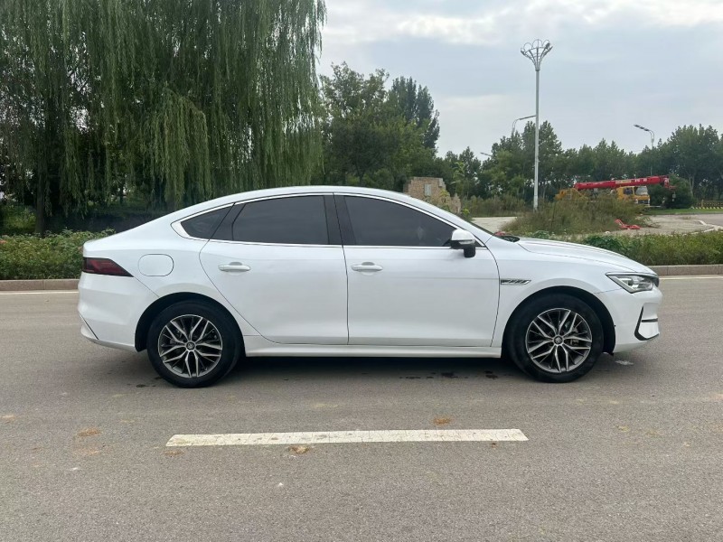 烟台23年比亚迪秦7