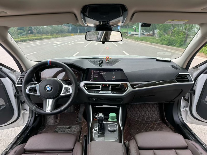 烟台20年宝马3系4