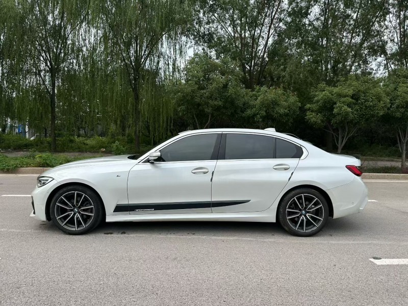 烟台20年宝马3系7