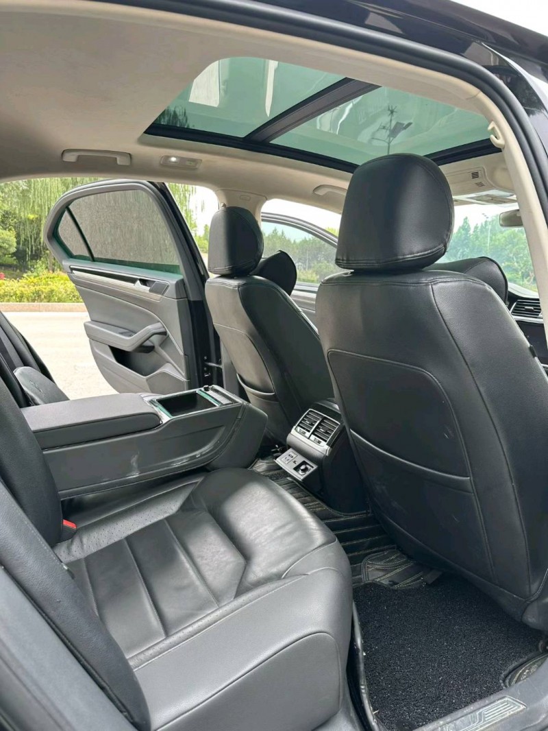 烟台20年大众辉昂6