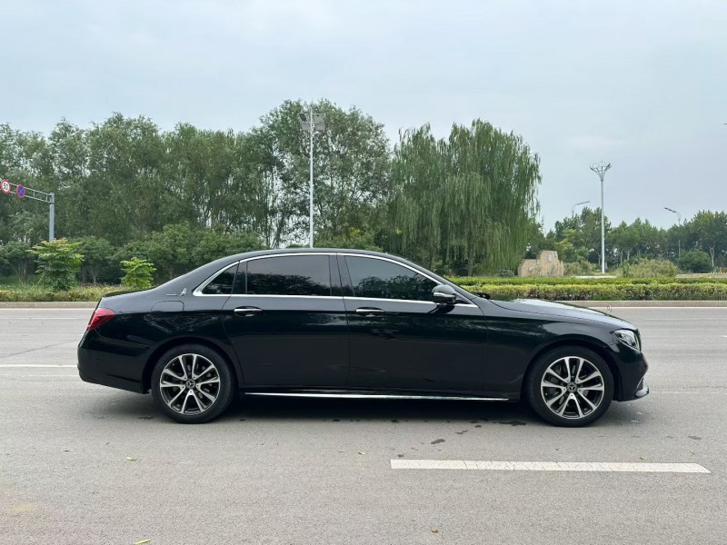 烟台18年奔驰E8