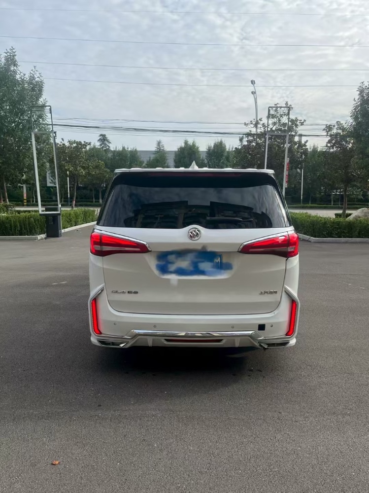 枣庄17年别克GL85