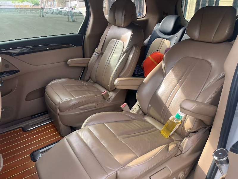 枣庄17年别克GL89