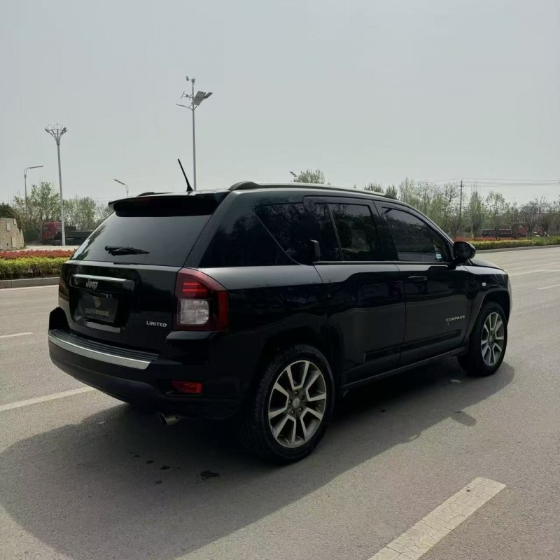 济南17年Jeep指南者8