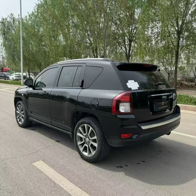 济南17年Jeep指南者9