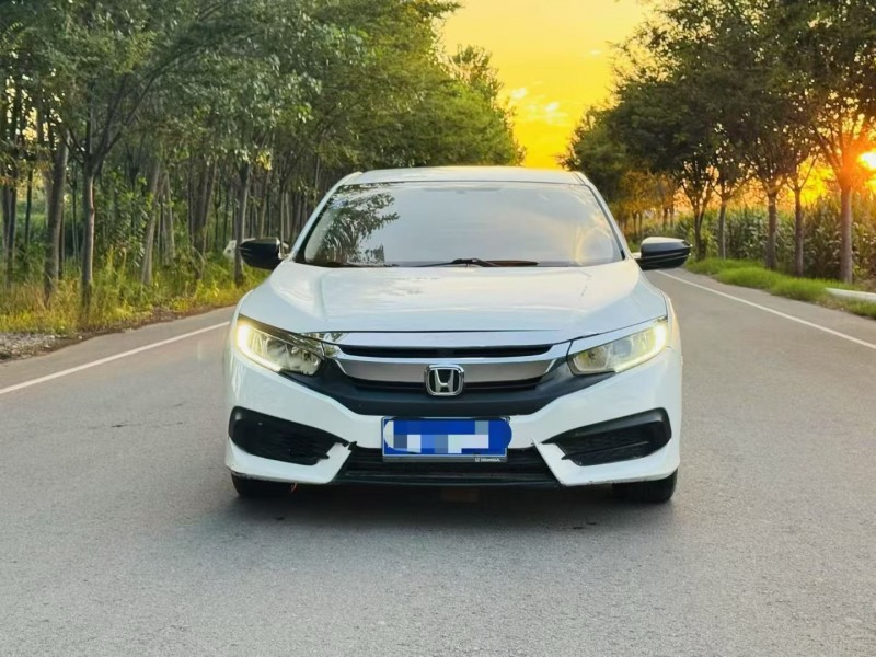 徐州17年本田思域1