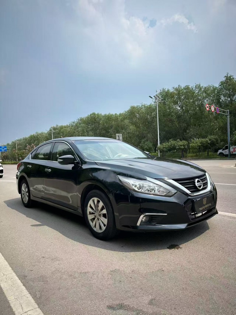 济南18年日产天籁2