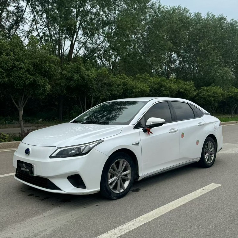 济宁20年传祺埃安S3