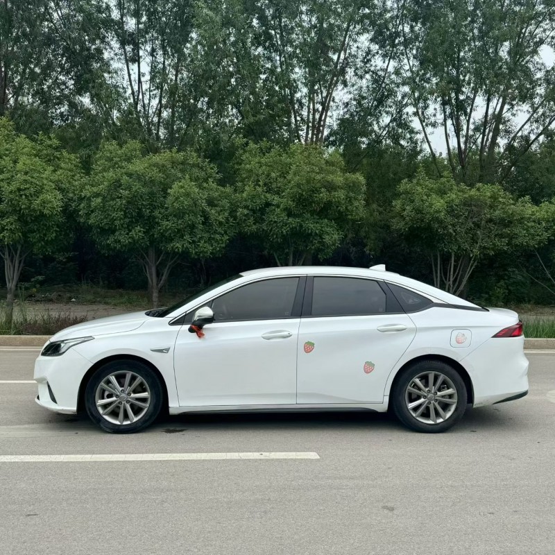 济宁20年传祺埃安S9