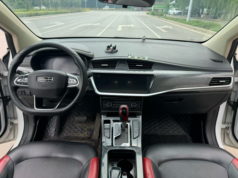 济宁21年吉利帝豪4