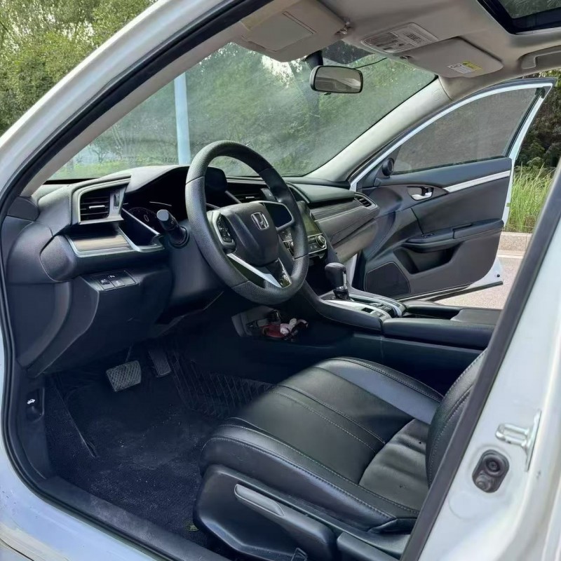 青岛21年本田思域5