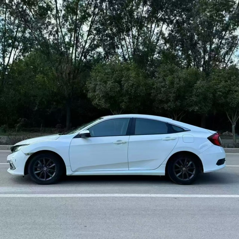 青岛21年本田思域7