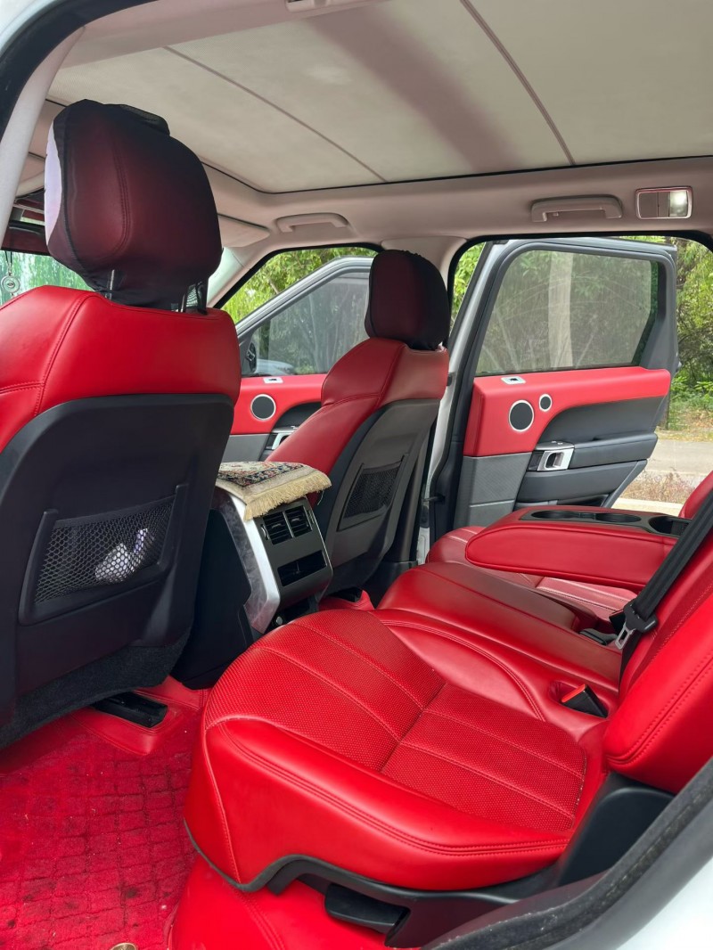 济南17年路虎揽胜运动6