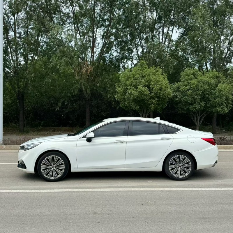 威海22年红旗H58