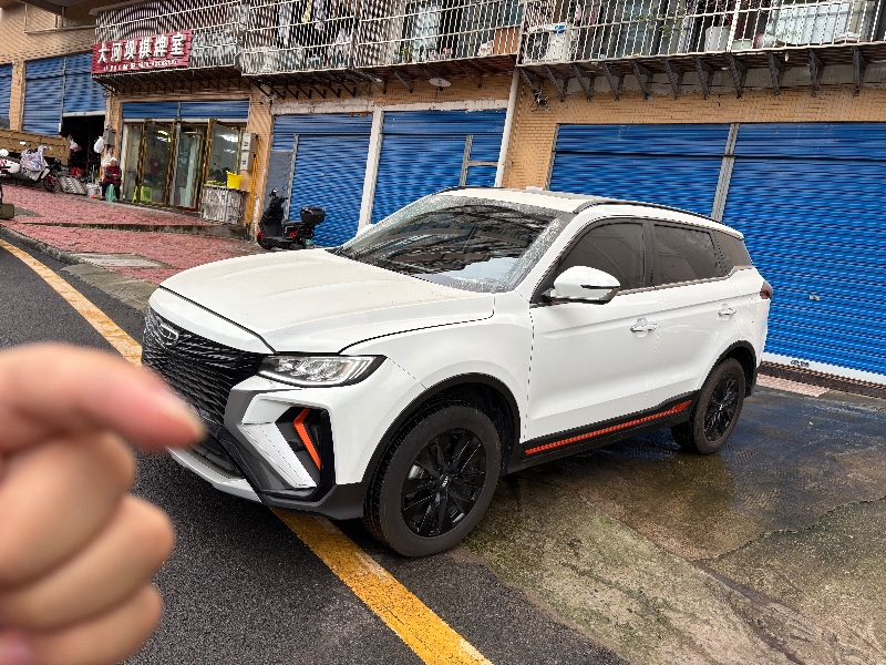 达州22年吉利博越5