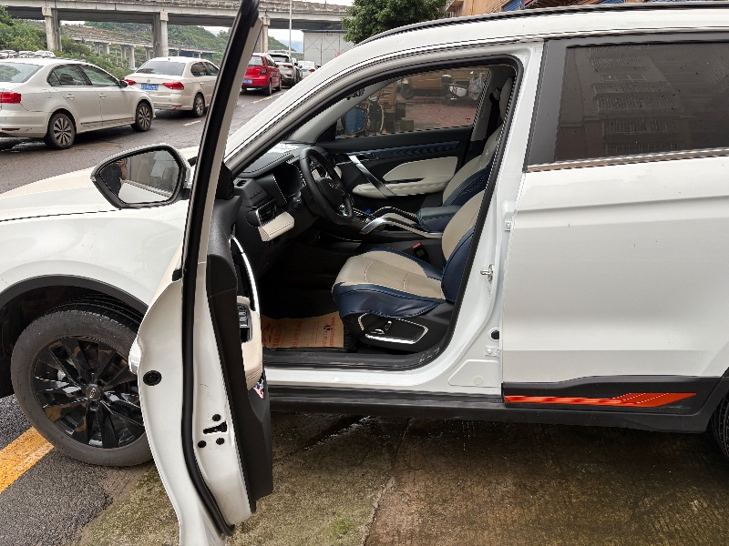 达州22年吉利博越6