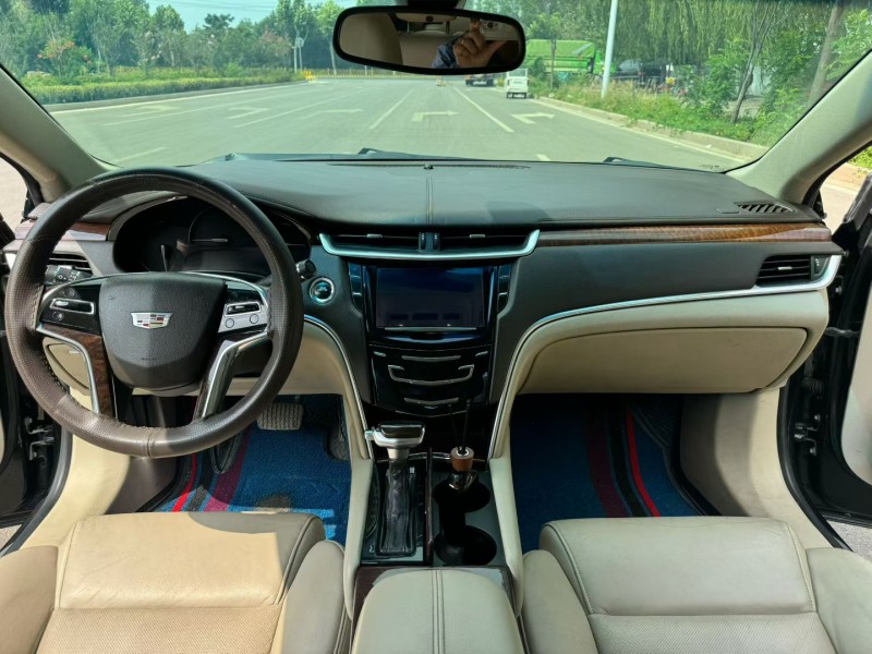 威海17年凯迪拉克XTS4