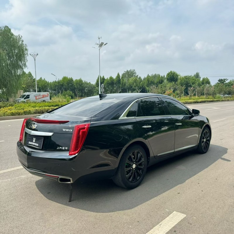 威海17年凯迪拉克XTS8