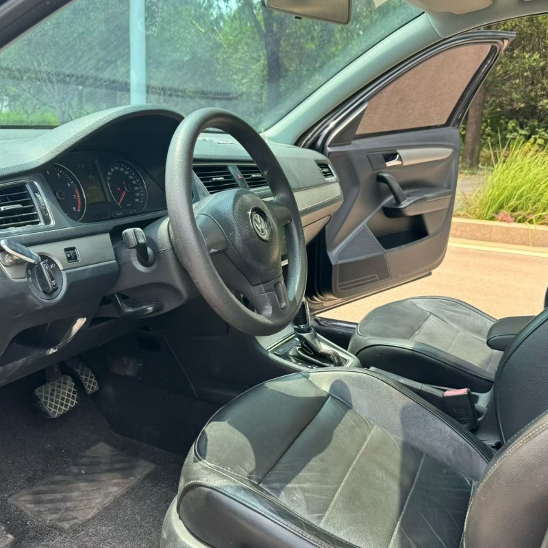 东营14年大众朗逸4