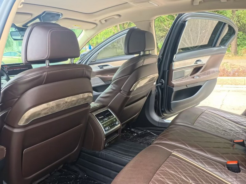 德州21年宝马7系5