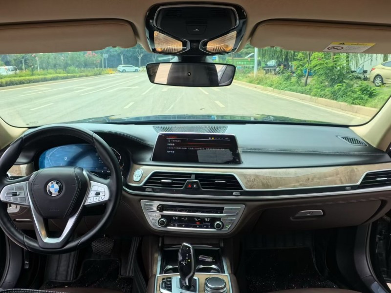 德州21年宝马7系9