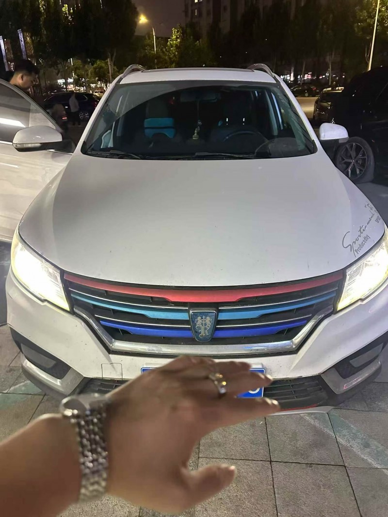 济宁18年荣威RX31