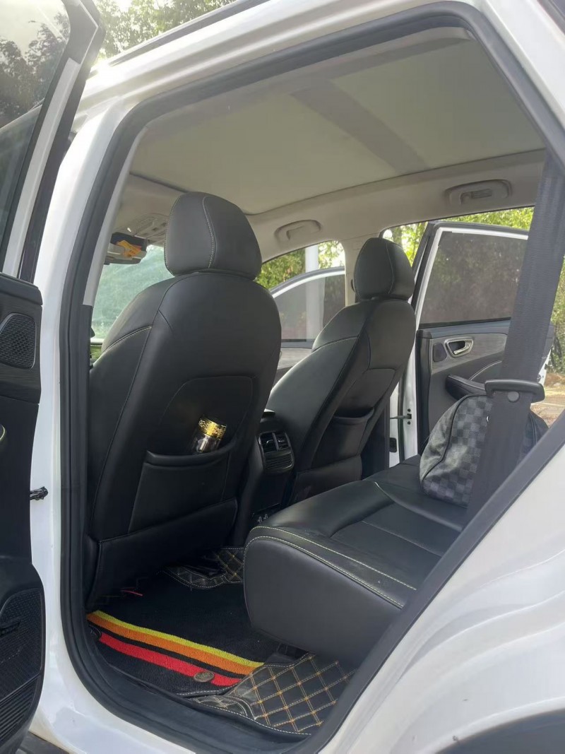 烟台23年荣威RX59