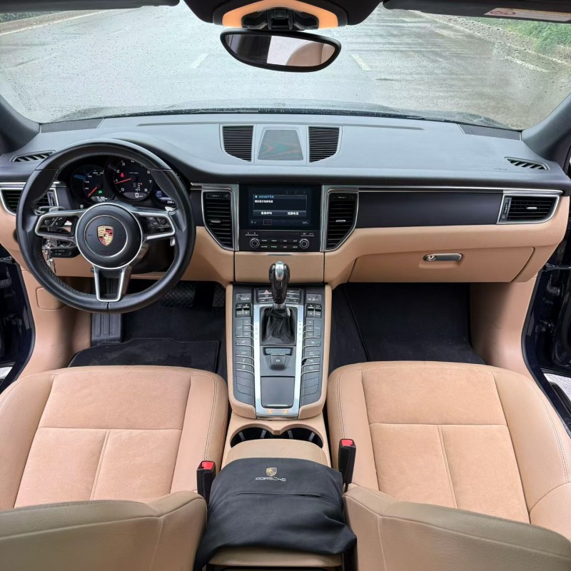 枣庄17年保时捷Macan4