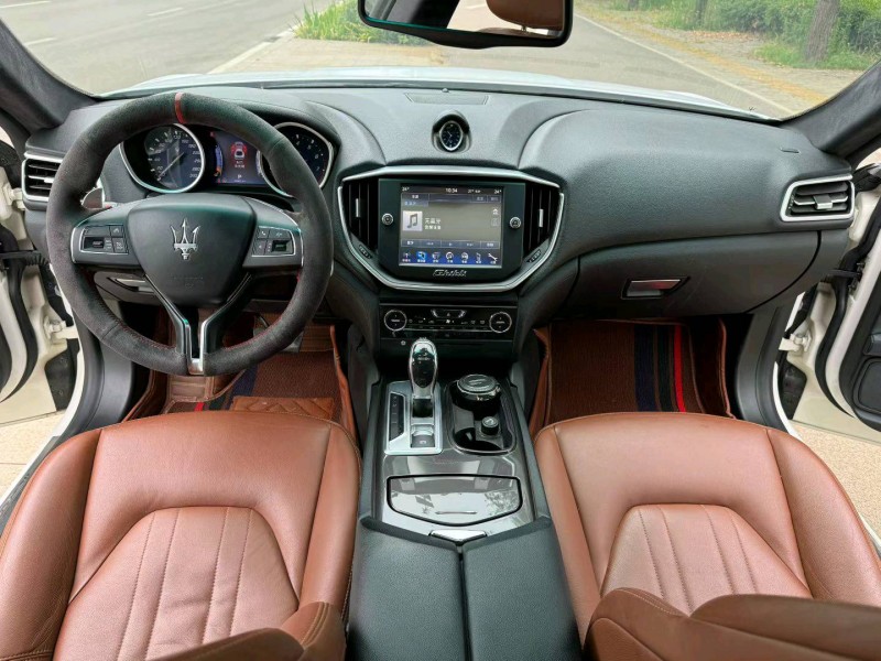 淄博16年玛莎拉蒂Ghibli4