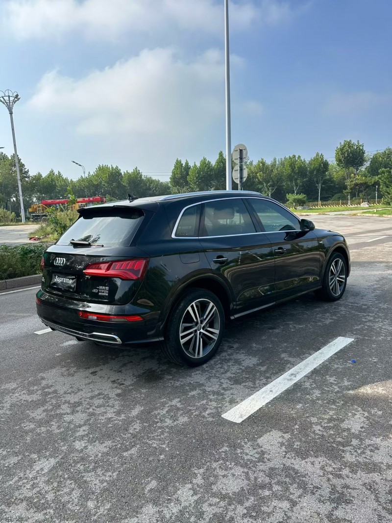 济南19年奥迪Q57