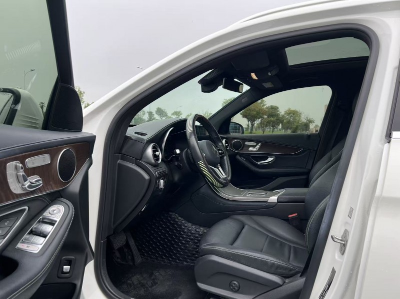 盐城19年奔驰GLC4