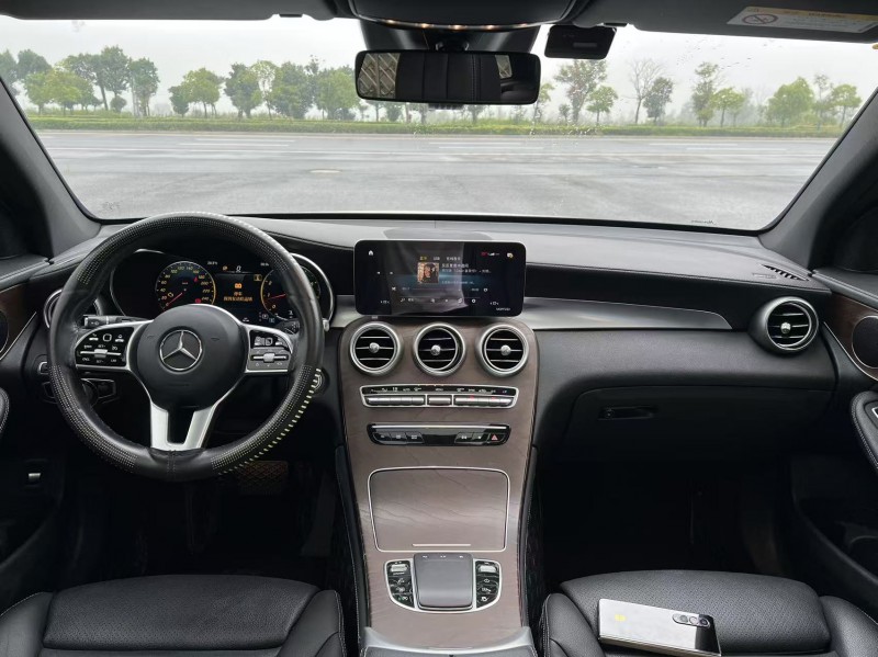 盐城19年奔驰GLC7