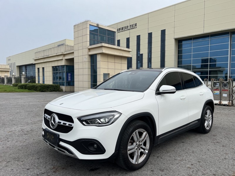 盐城23年奔驰GLA3