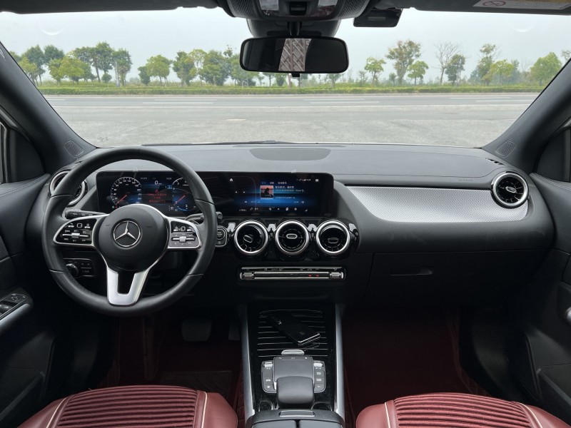 盐城23年奔驰GLA7