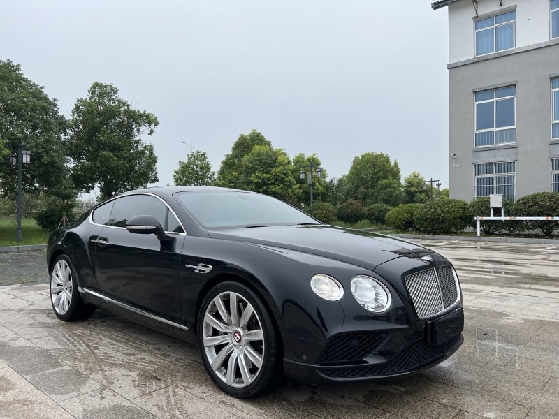 盐城18年宾利欧陆2