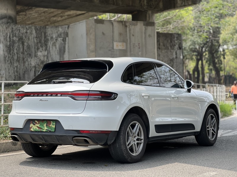 东莞19年保时捷Macan8