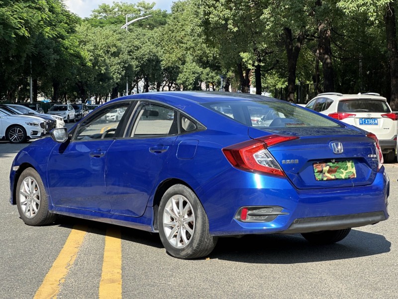 盐城18年本田思域7