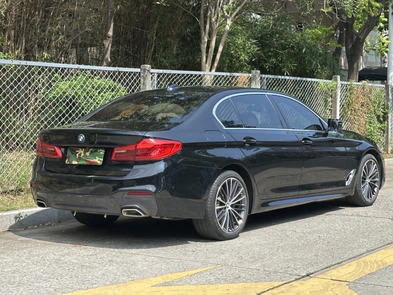 东莞20年宝马5系8