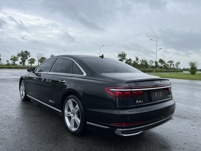 盐城23年奥迪A8L9