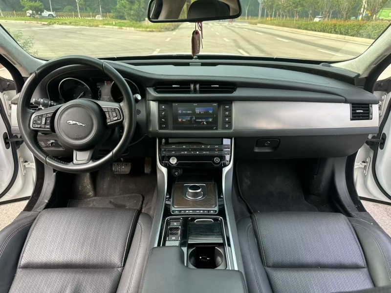 枣庄17年捷豹XFL5